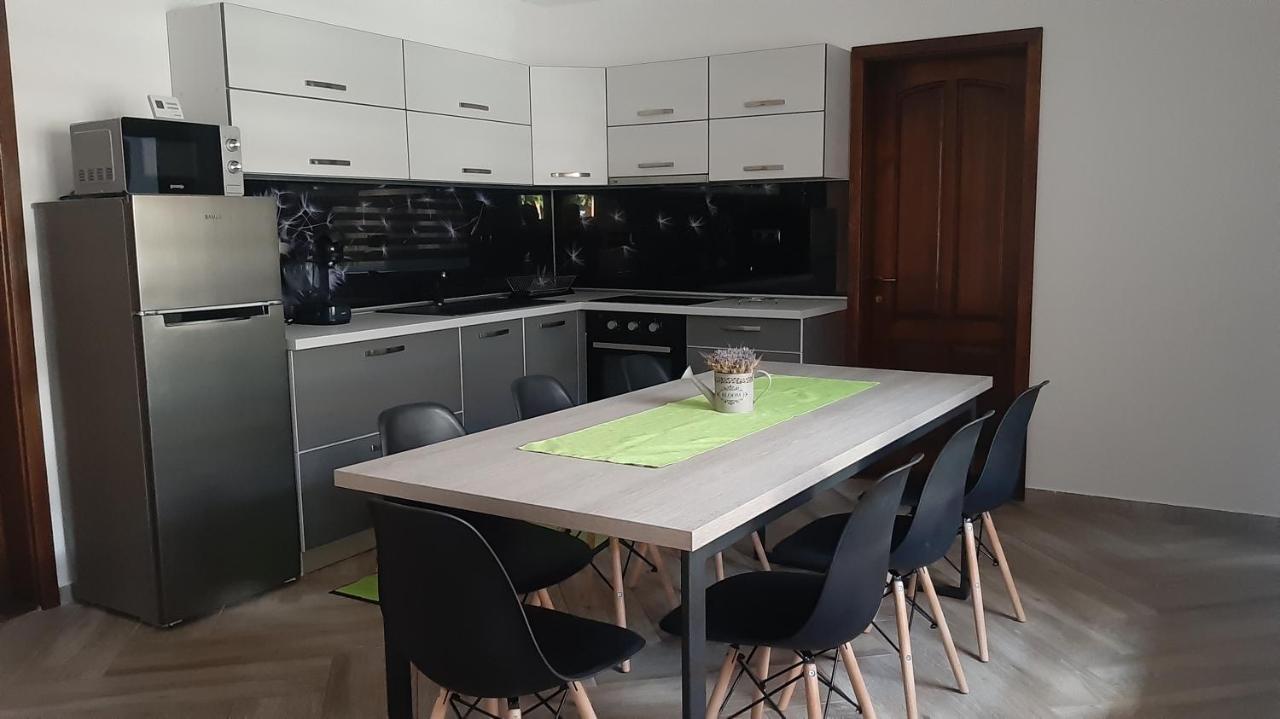 Jazmin Vendeghaz Villa Sovata Bagian luar foto